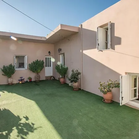 Σπίτι διακοπών Angels' Home- Modern & Comfy, Fully Equipped 3bd *